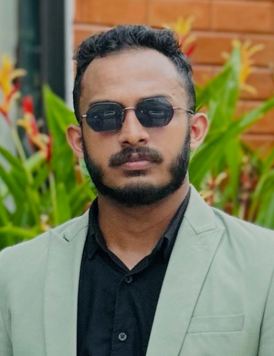 Yaseen Bin Shihab - Founder & CEO